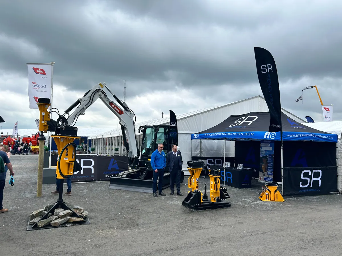 Arrowhead Post Driver Range from 0.7 ton - 8 ton - Image 2