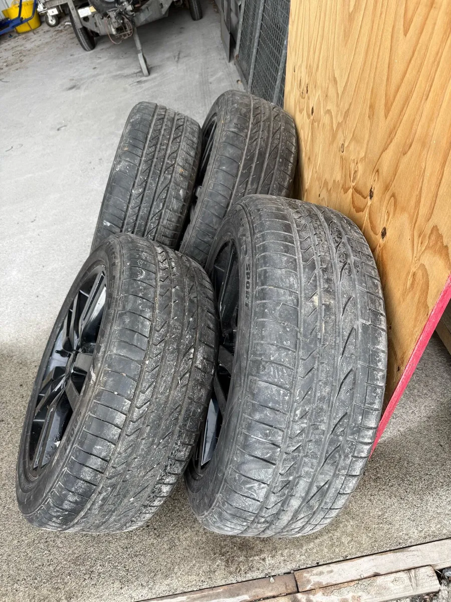 Landrover discovery 4 alloy wheels - Image 2