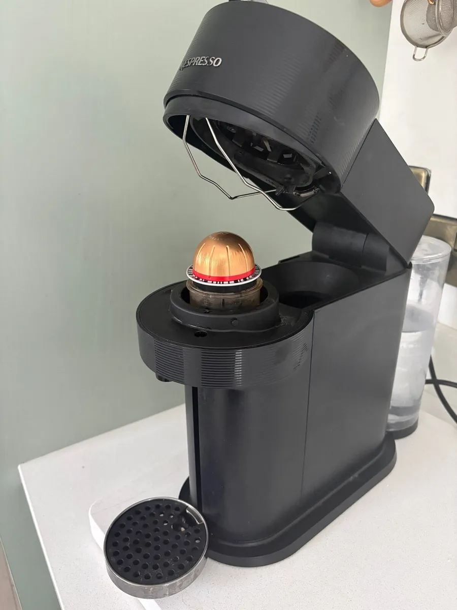 Nespresso Virtuo Krups Coffee Machine - Image 4