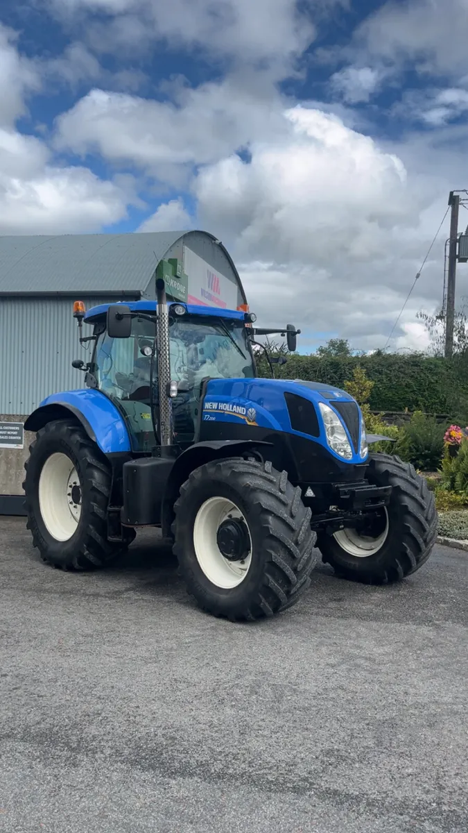 New Holland T7.200 - Image 1