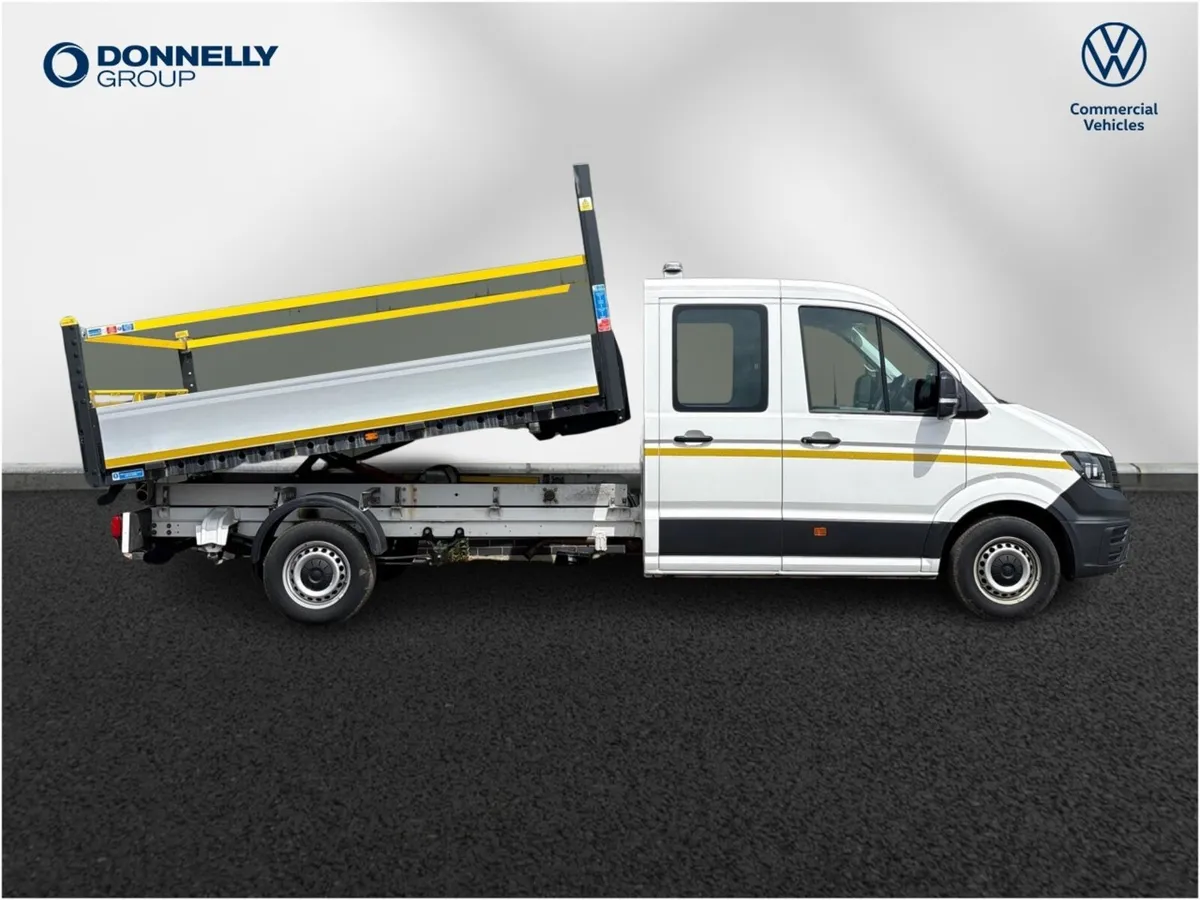 Volkswagen Crafter Cr35 Lwb Diesel Fwd Commerce - Image 4