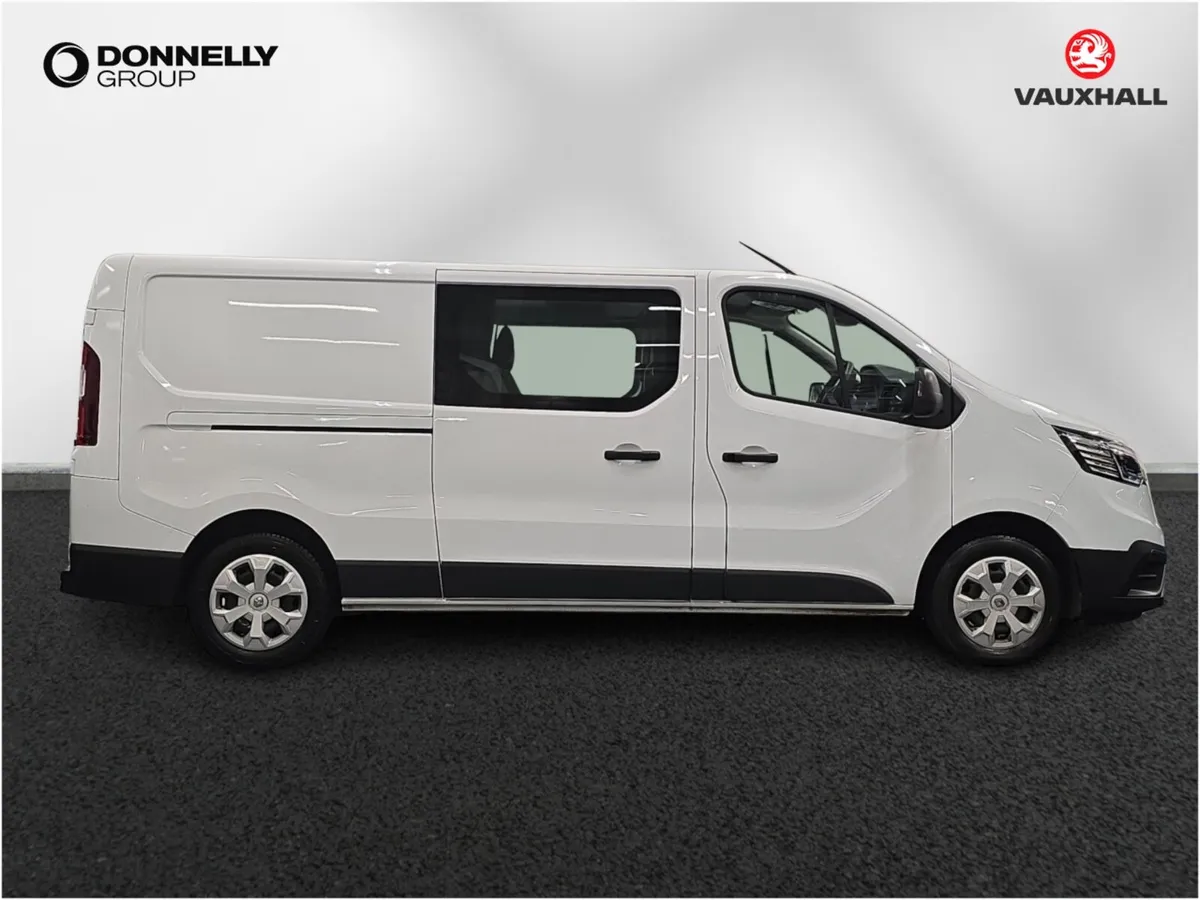 Renault Trafic Lwb Diesel Advance - Image 3