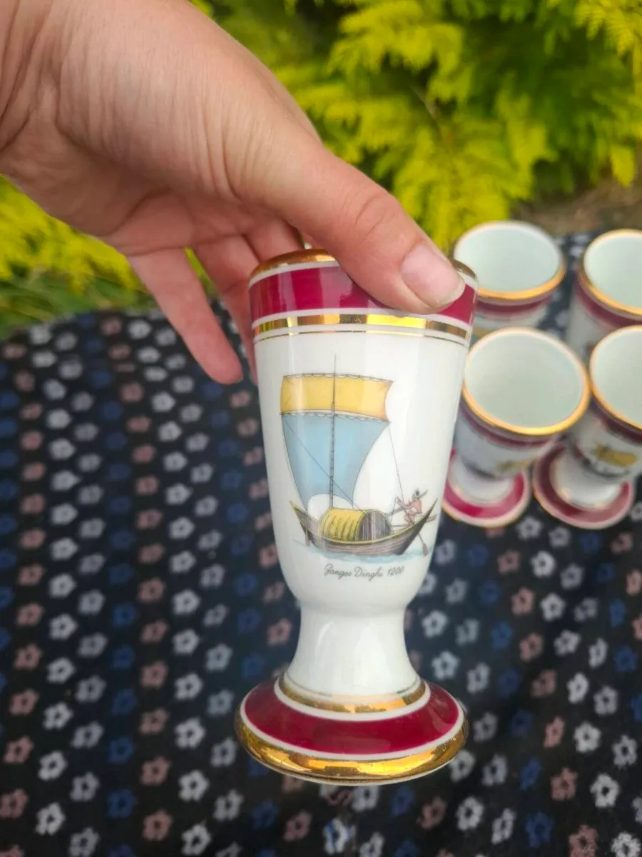 6 porcelain of paris cups - Image 3