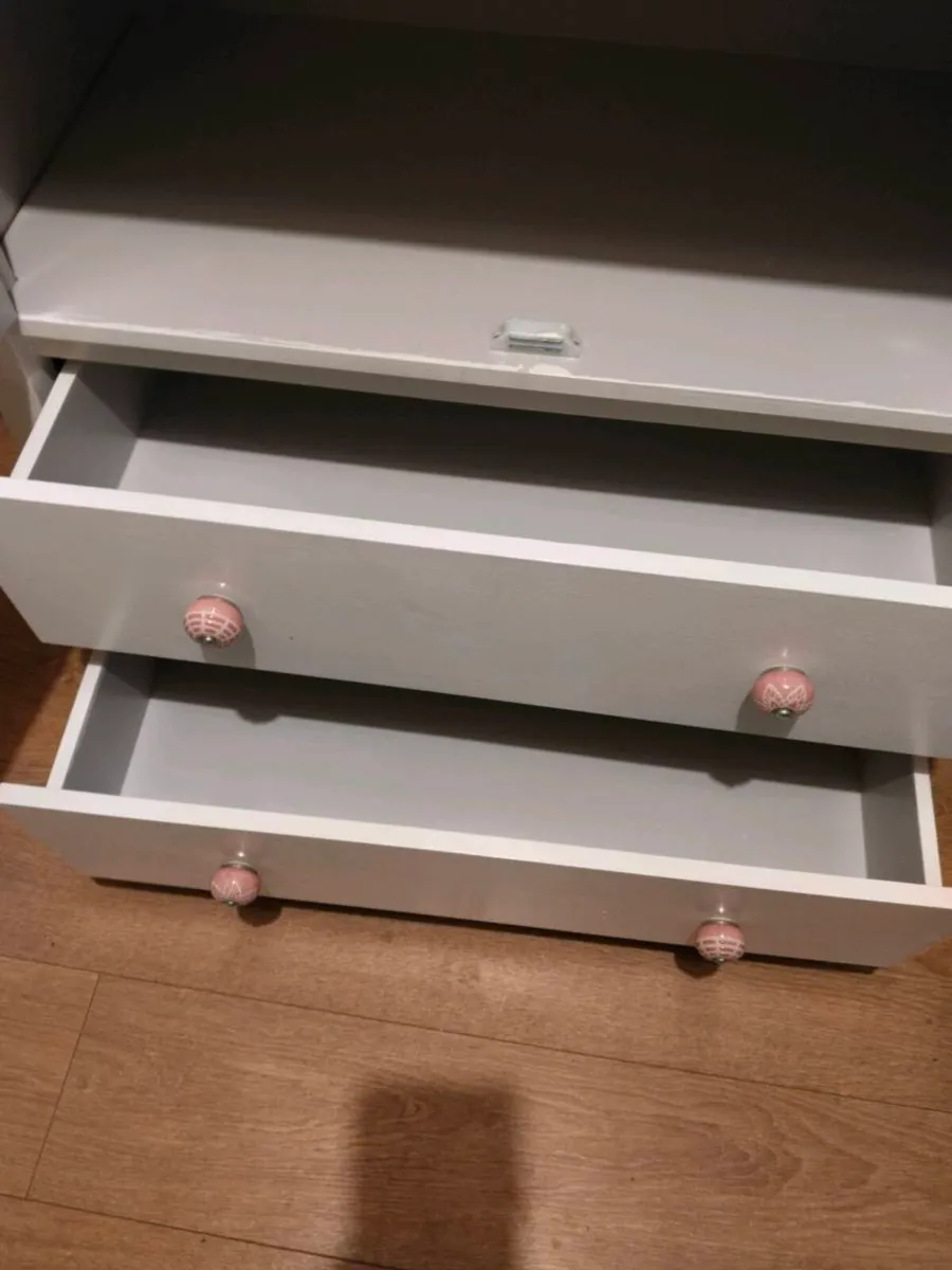 baby changing unit, painted white with 
a detachab - Image 4