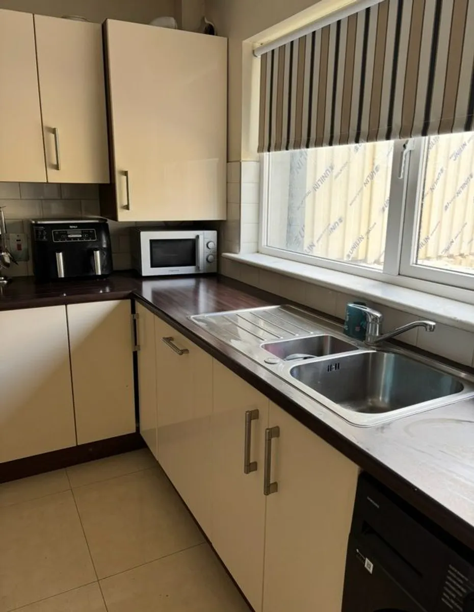 Kitchen - Image 3