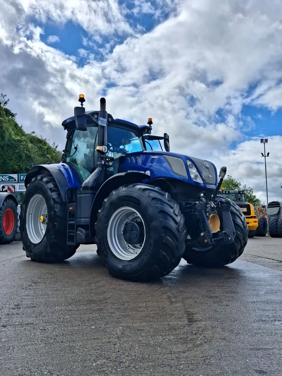 New Holland T7.315 - Image 1