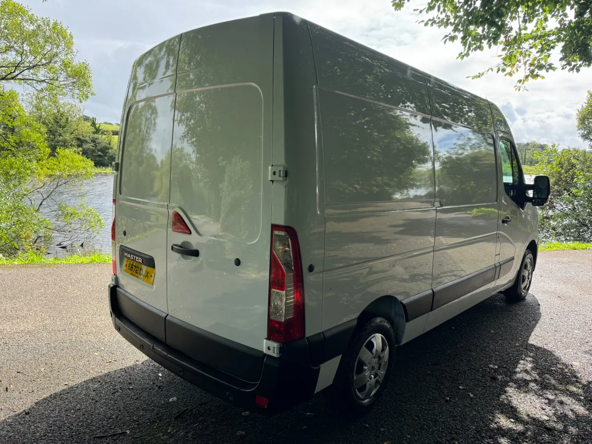 Late 2022 Renault Master Business+ (VRT €250) - Image 3