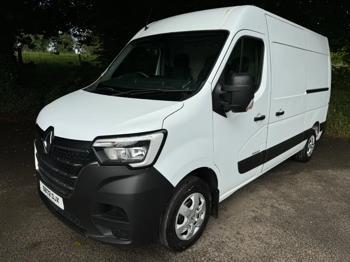 Late 2022 Renault Master Business+ (VRT €250) - Image 2