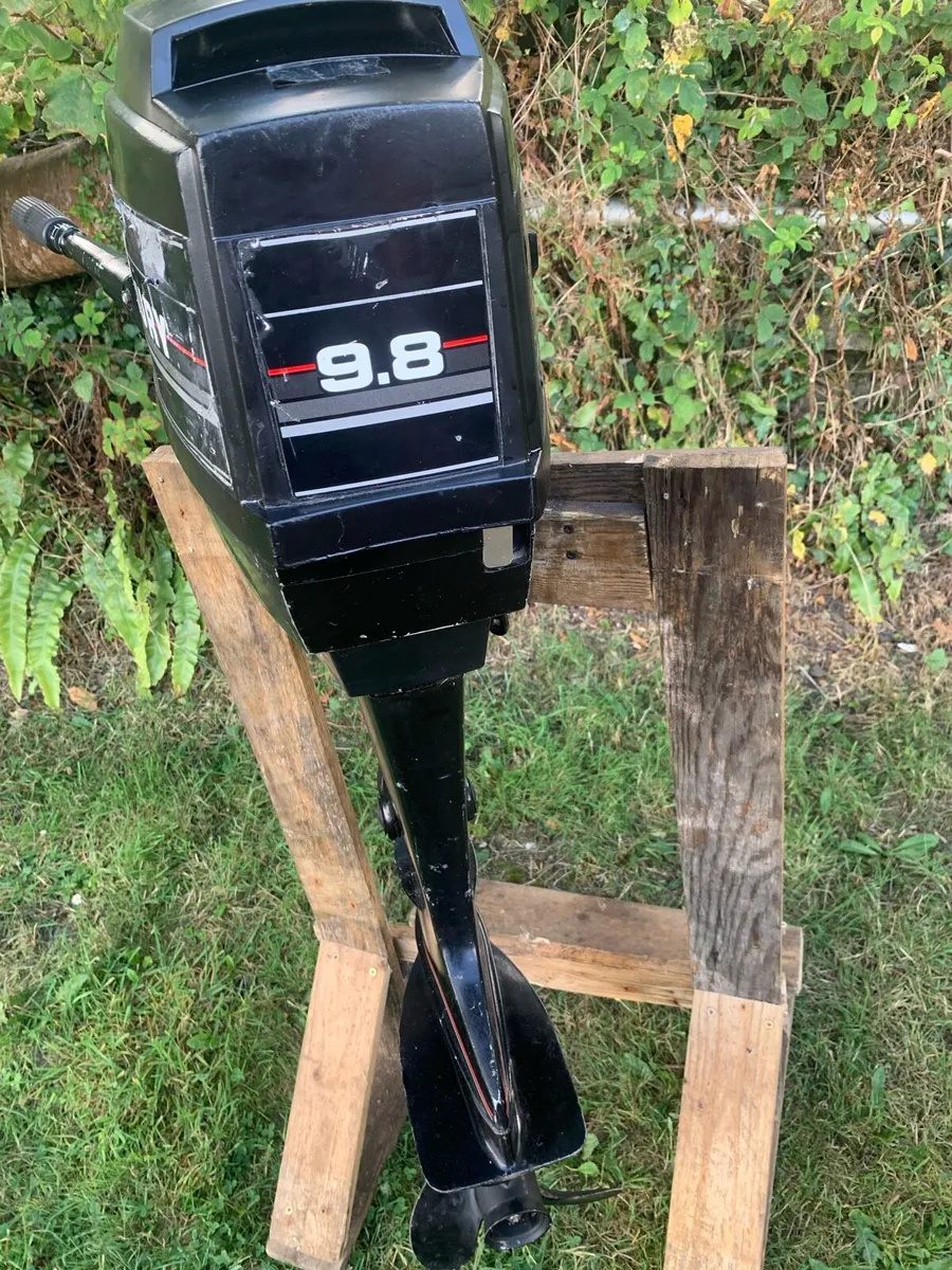 Mercury 9.8hp 2stroke outboard*NEED GONE* - Image 4