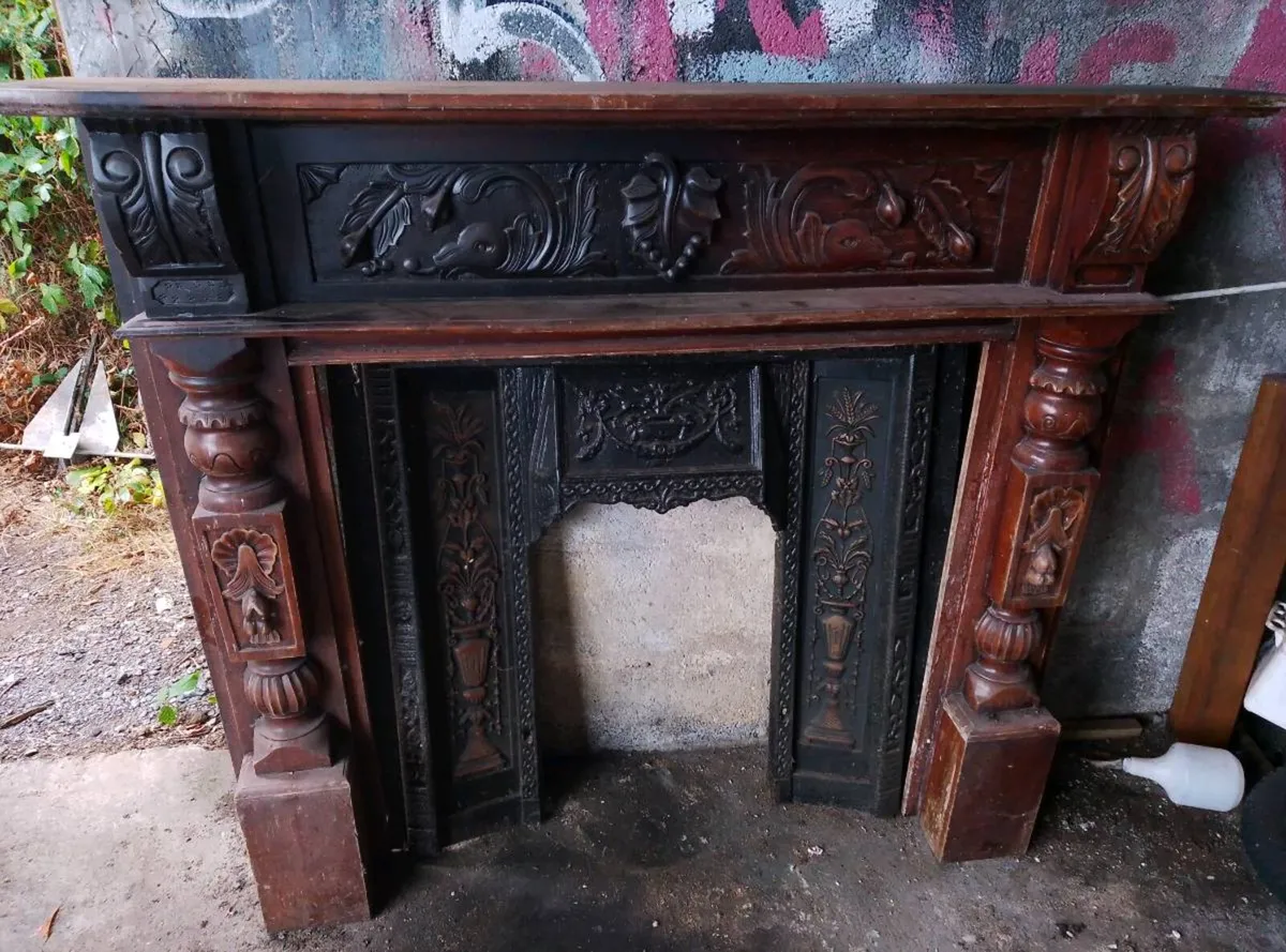 Cast iron insert and timber surround fireplace - Image 1