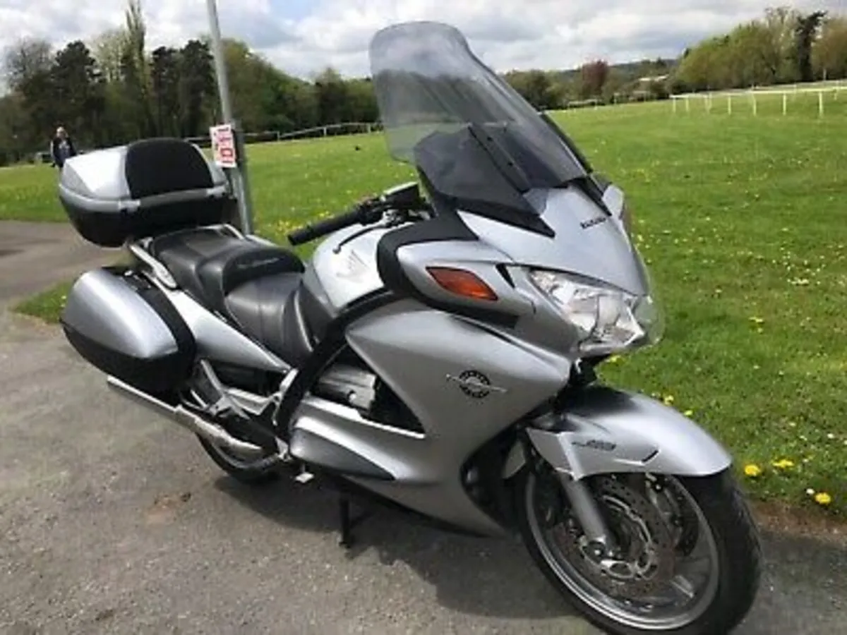 Motorbike - Image 1