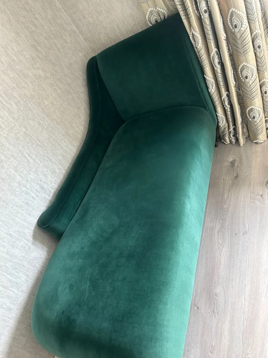 Custom Emerald Green Velvet Chaise — 1650 - Image 2