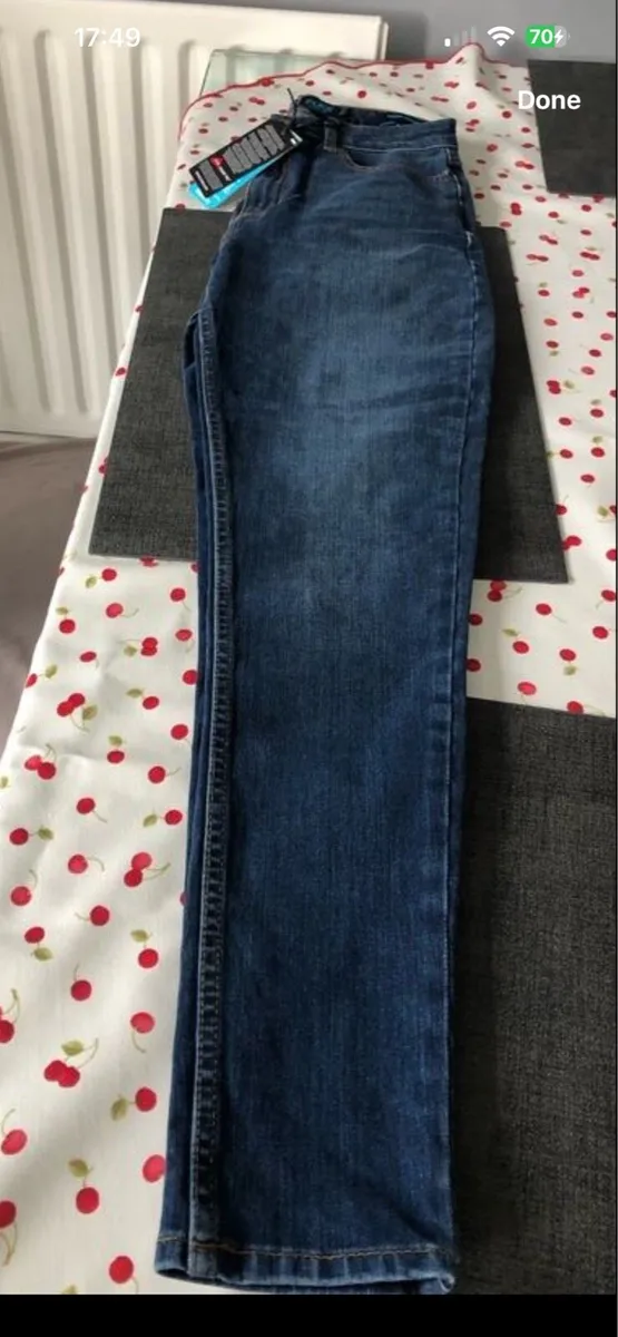 Boys BNWT Superdry jeans W27”x L30” €15 - Image 4