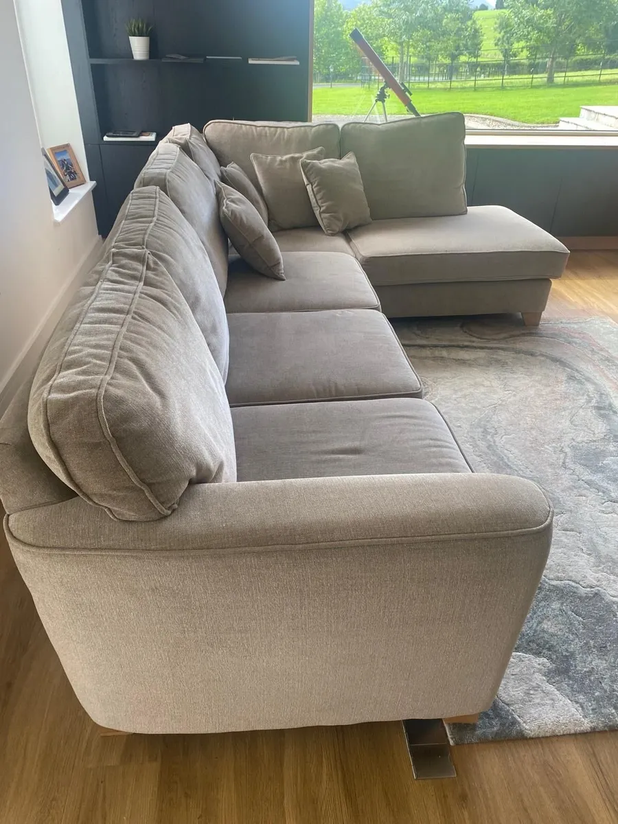 Sofa - The Fairfield Sofa - 3 Corner Chaise - Image 4