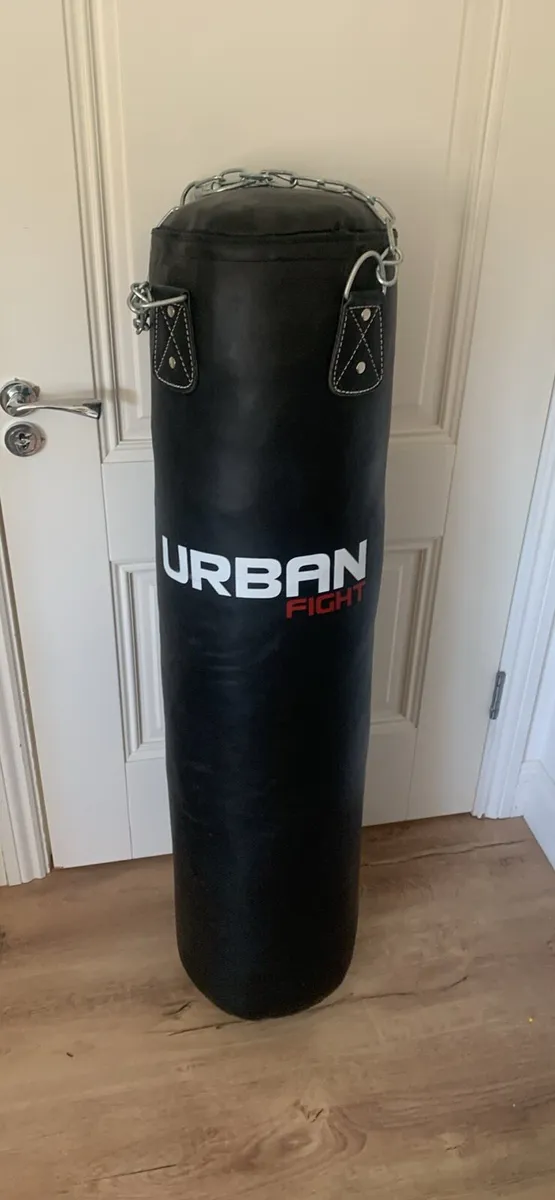 Boxing bag - Image 1