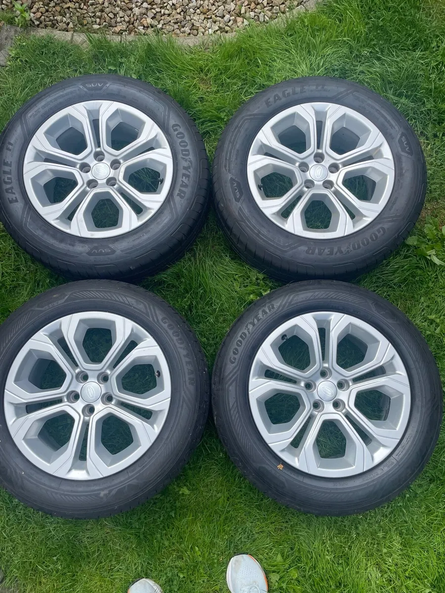 Alloys wheels Land/Range Rover 5x108 New Tyres - Image 2