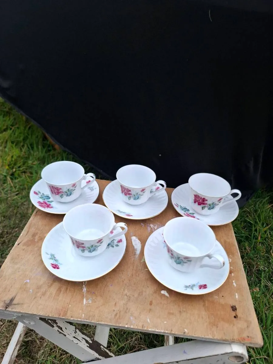 5 china espresso cups and saucers - Image 2