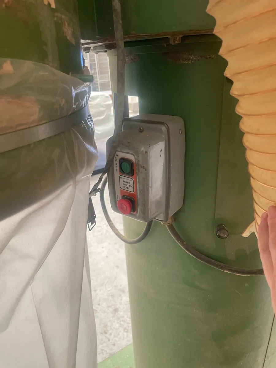 Dust extraction unit - Image 2