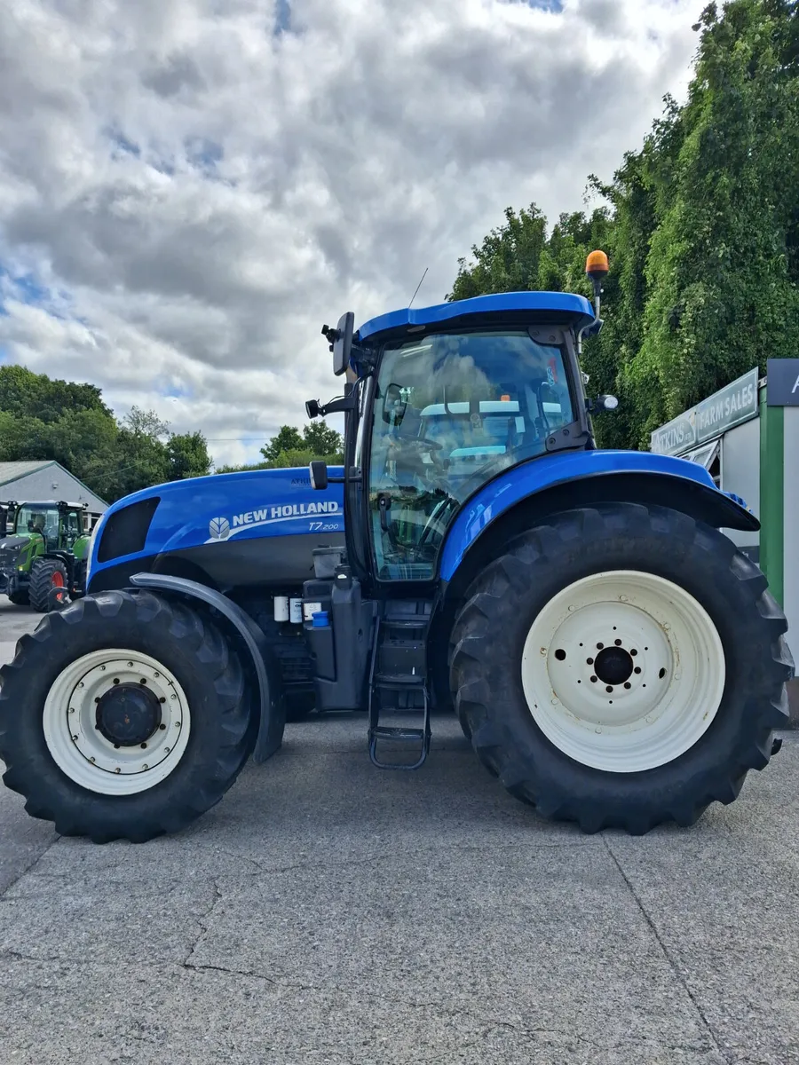 New Holland T7.200 - Image 3
