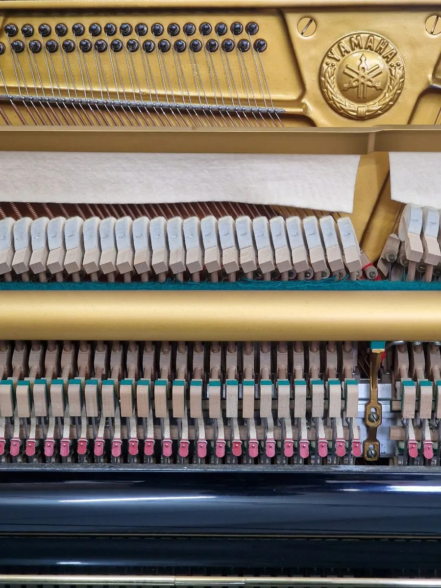 Yamaha U1 Upright Piano | Polished Black - Image 3