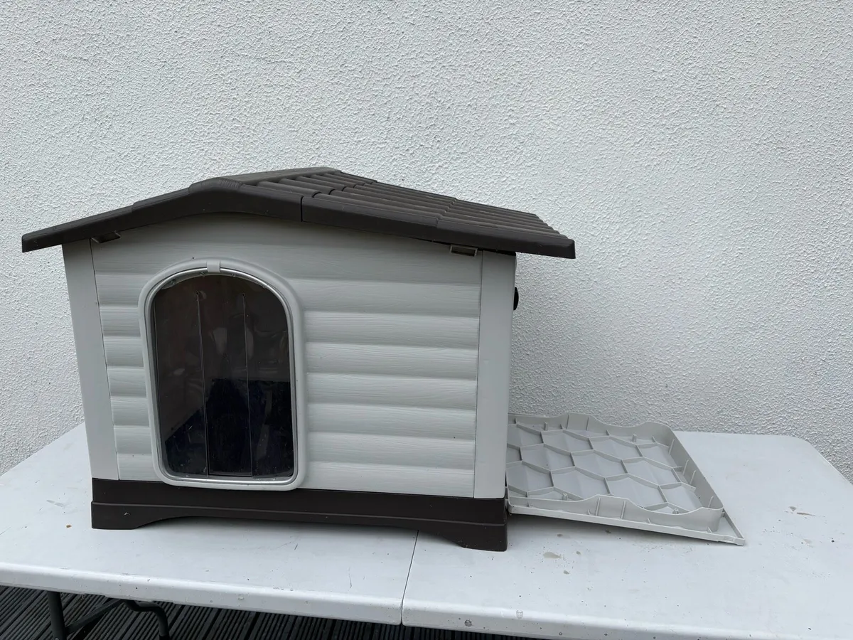 Dog house - Image 3