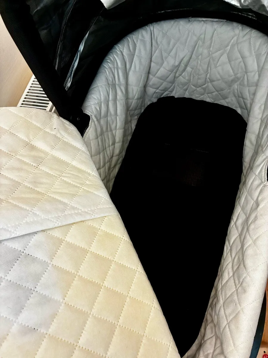 Uppababy v1 bundle - Image 3