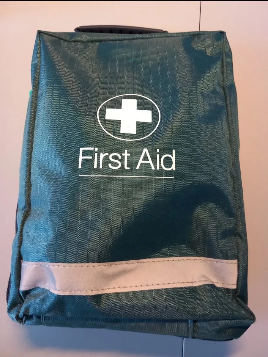 First aid kit - Image 1
