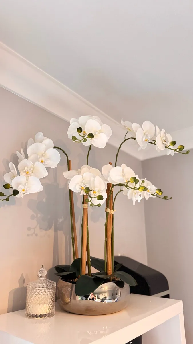 WHITE ARTIFICIAL ORCHID - Image 3