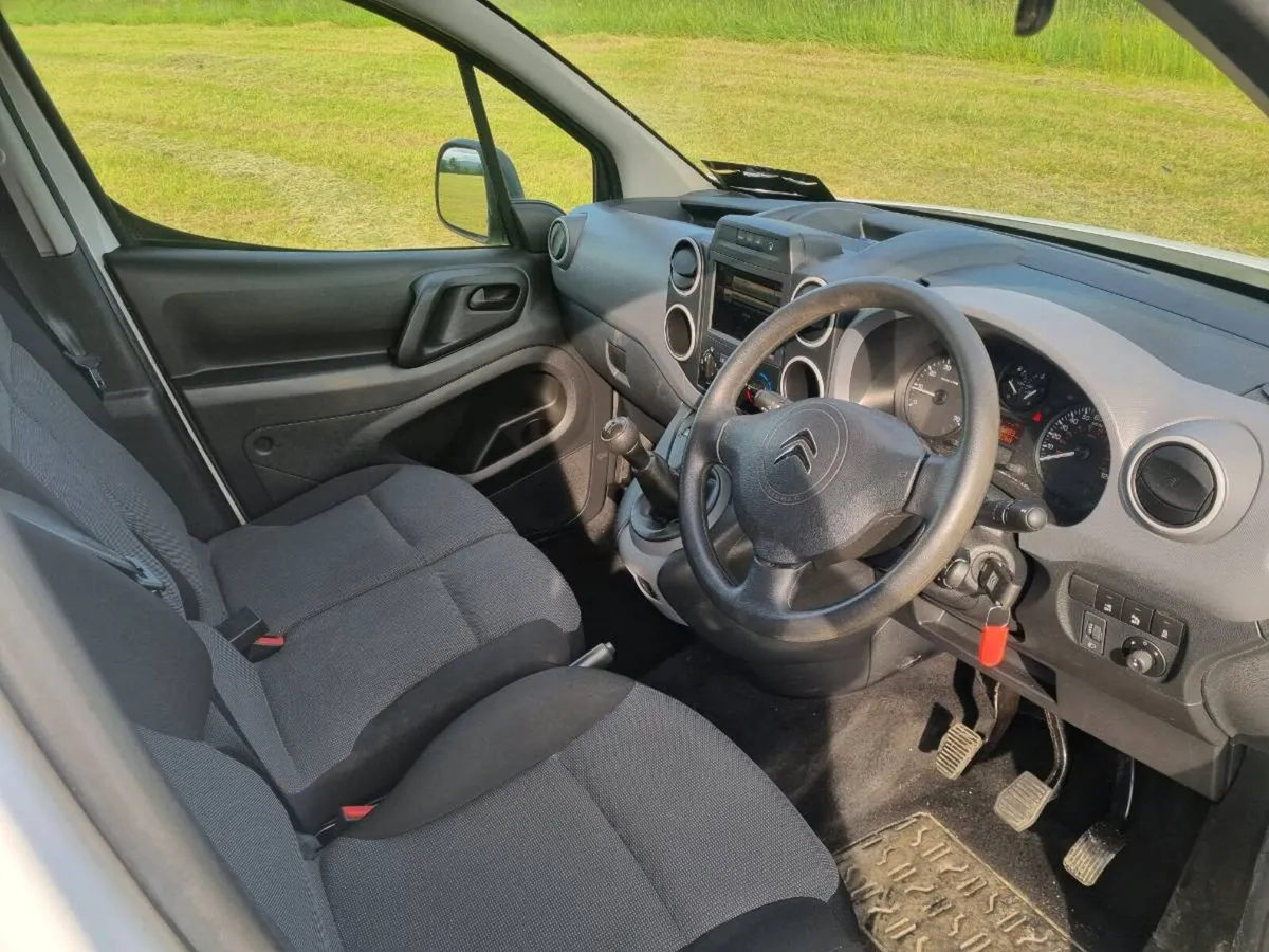 2018  Citreon Berlingo - Image 4