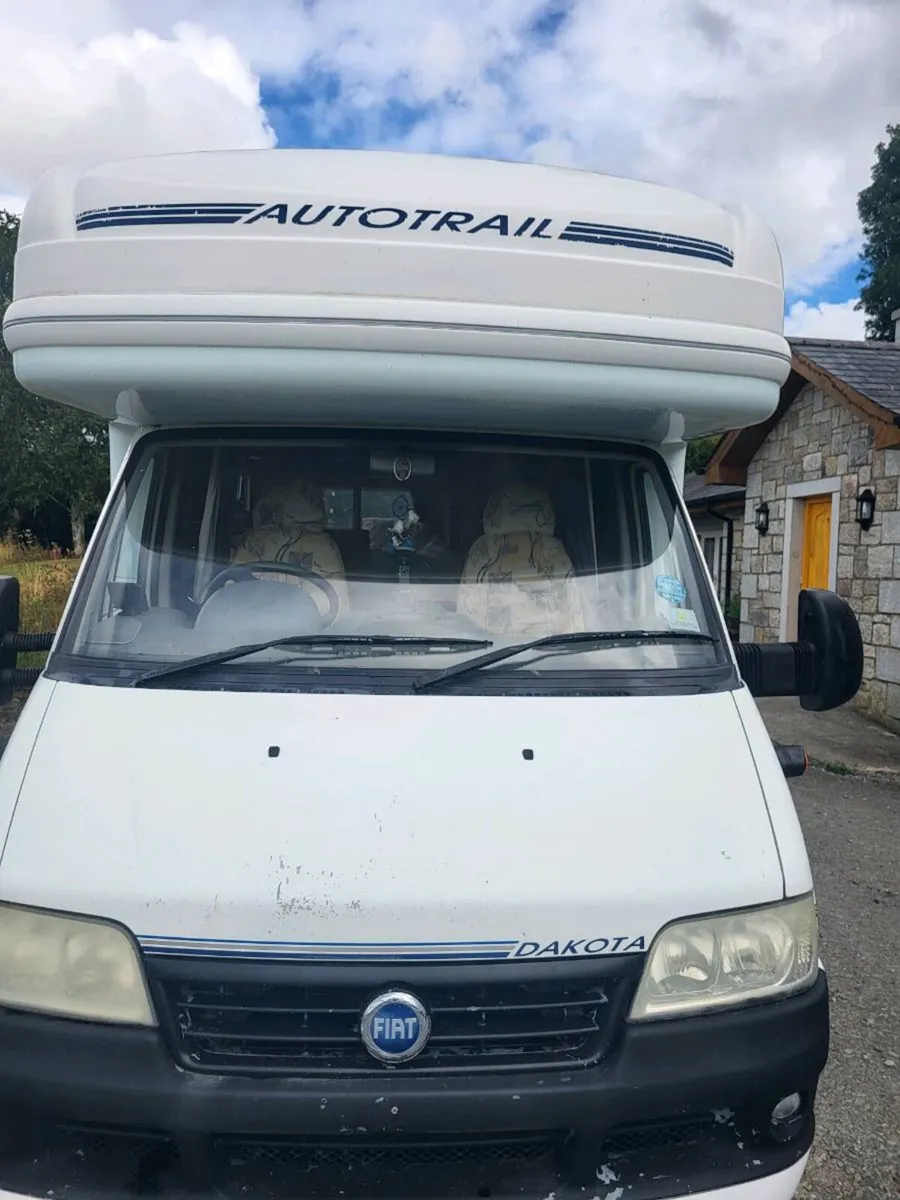 Camper van - Image 3
