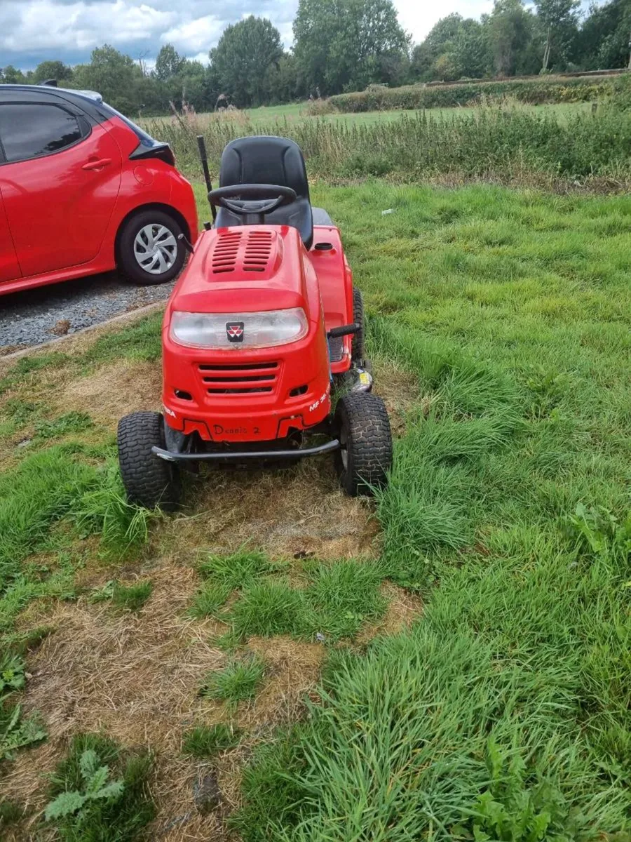 Ride on Lawnmower 42 inches deck massey ferguson - Image 1