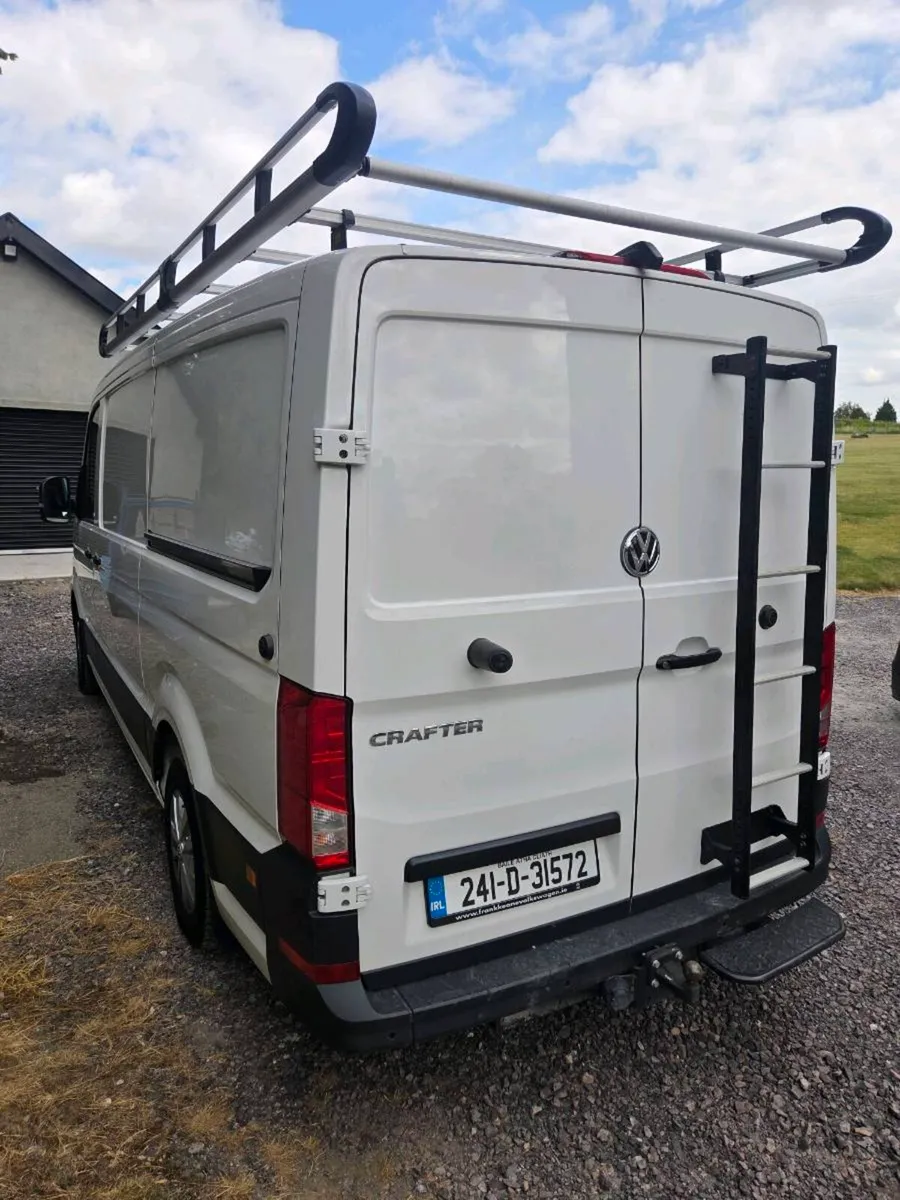 VW Crafter MWB Low Roof 140bhp - Image 4