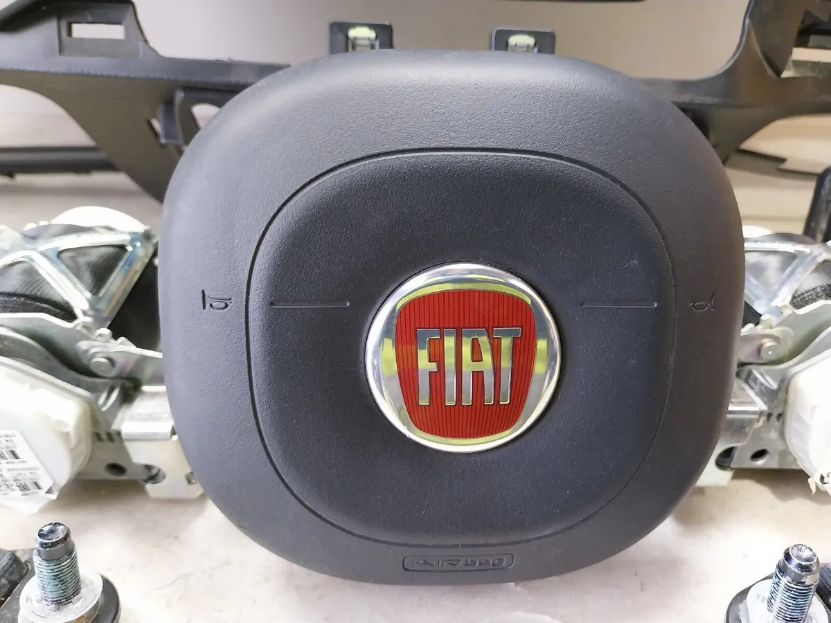 2023 FIAT PANDA Airbag Set For sale - Image 2