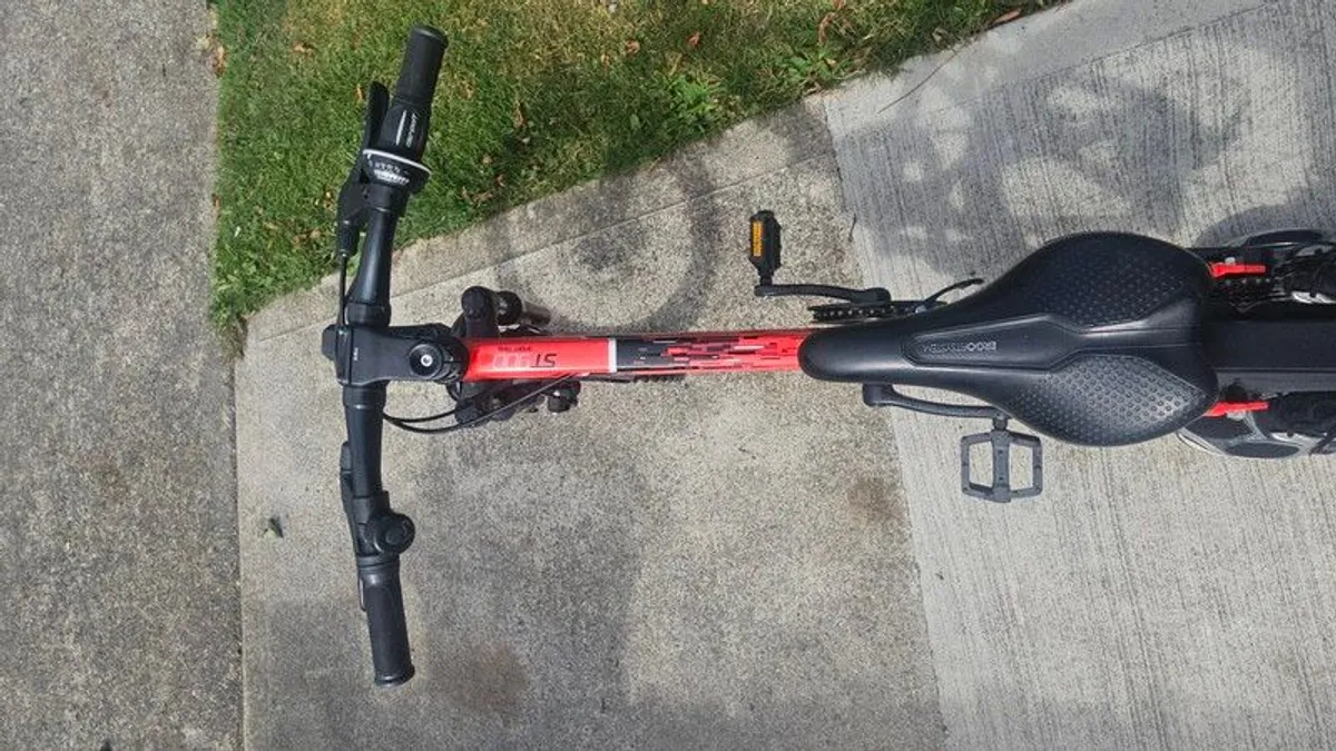 Rockrider  Red Rockrider St 900 20 " - Image 3