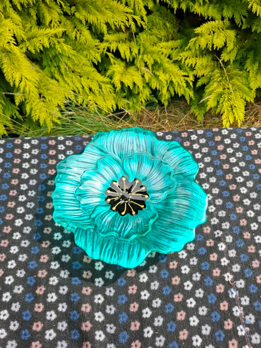 Glass floral fruit bowl - Image 1