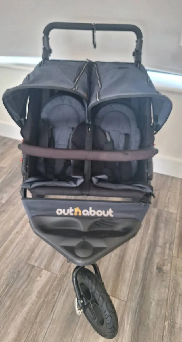 Outnabout Double buggy - Image 1
