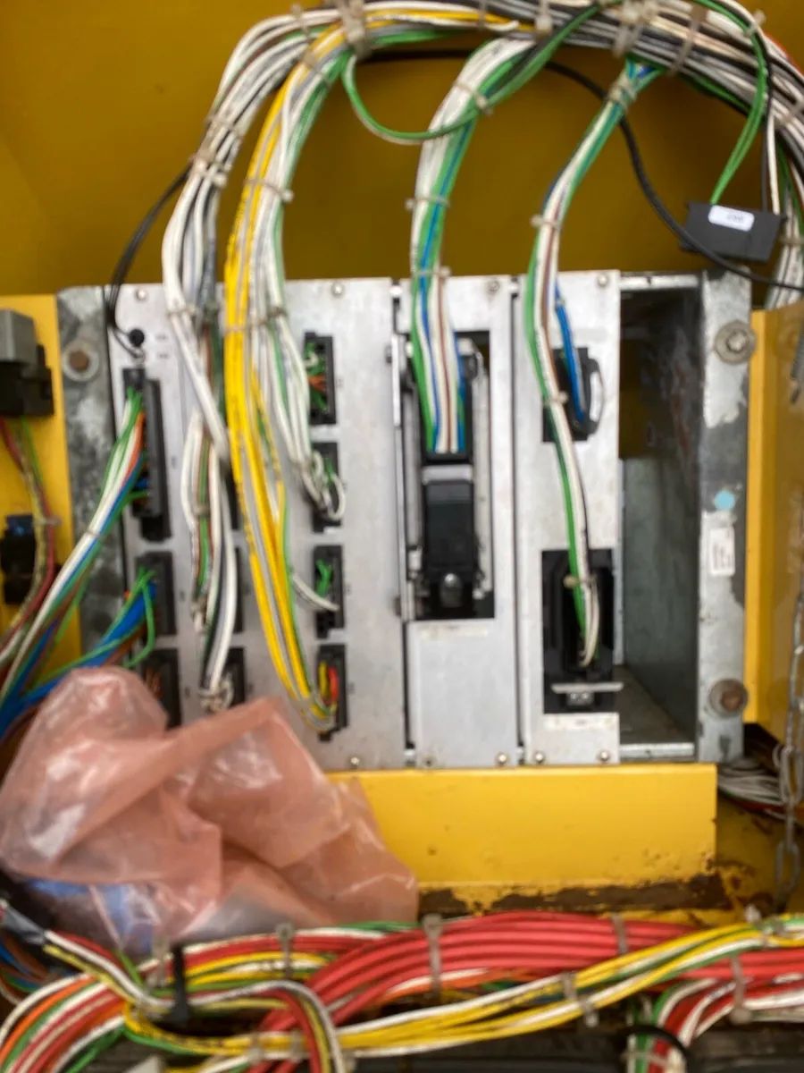 TX Header Control Box - Image 2