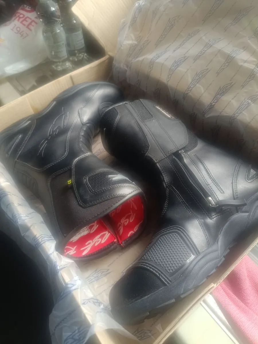 Ladies Bike boots - Image 2