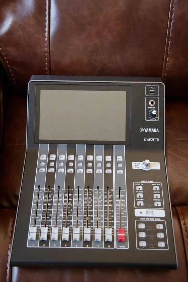 Yamaha DM3S - Image 1