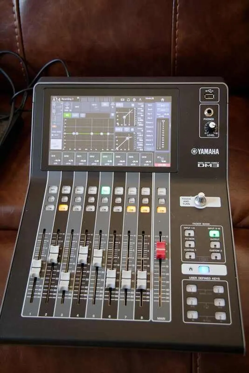 Yamaha DM3S - Image 2
