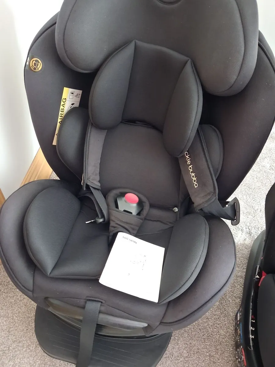 2 Car Seats for Sale - Image 2