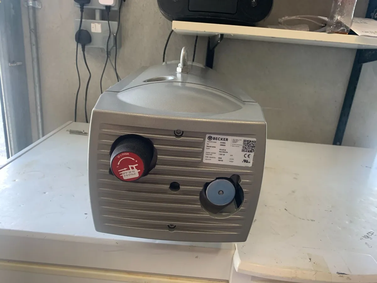 Becker Industrial Vacuum Pump - Image 2