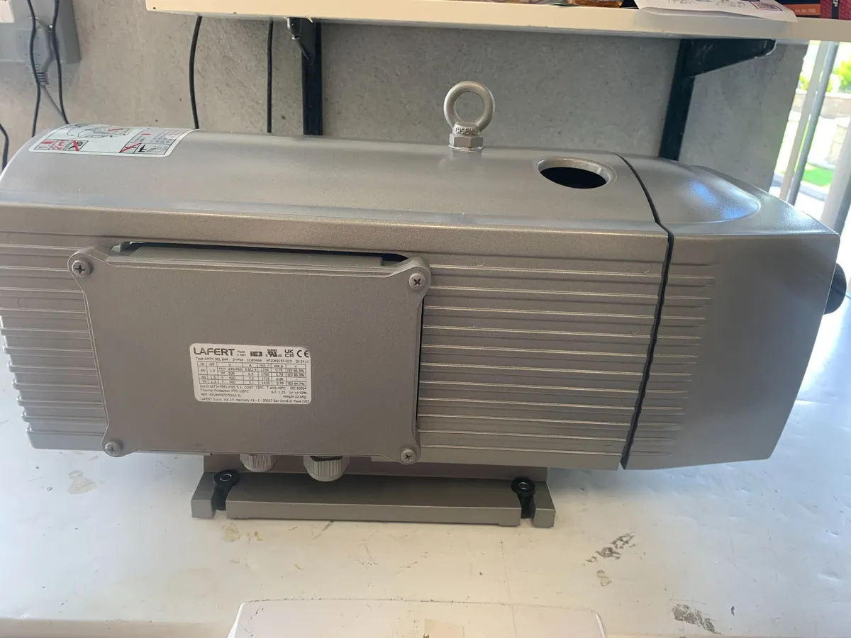 Becker Industrial Vacuum Pump - Image 4