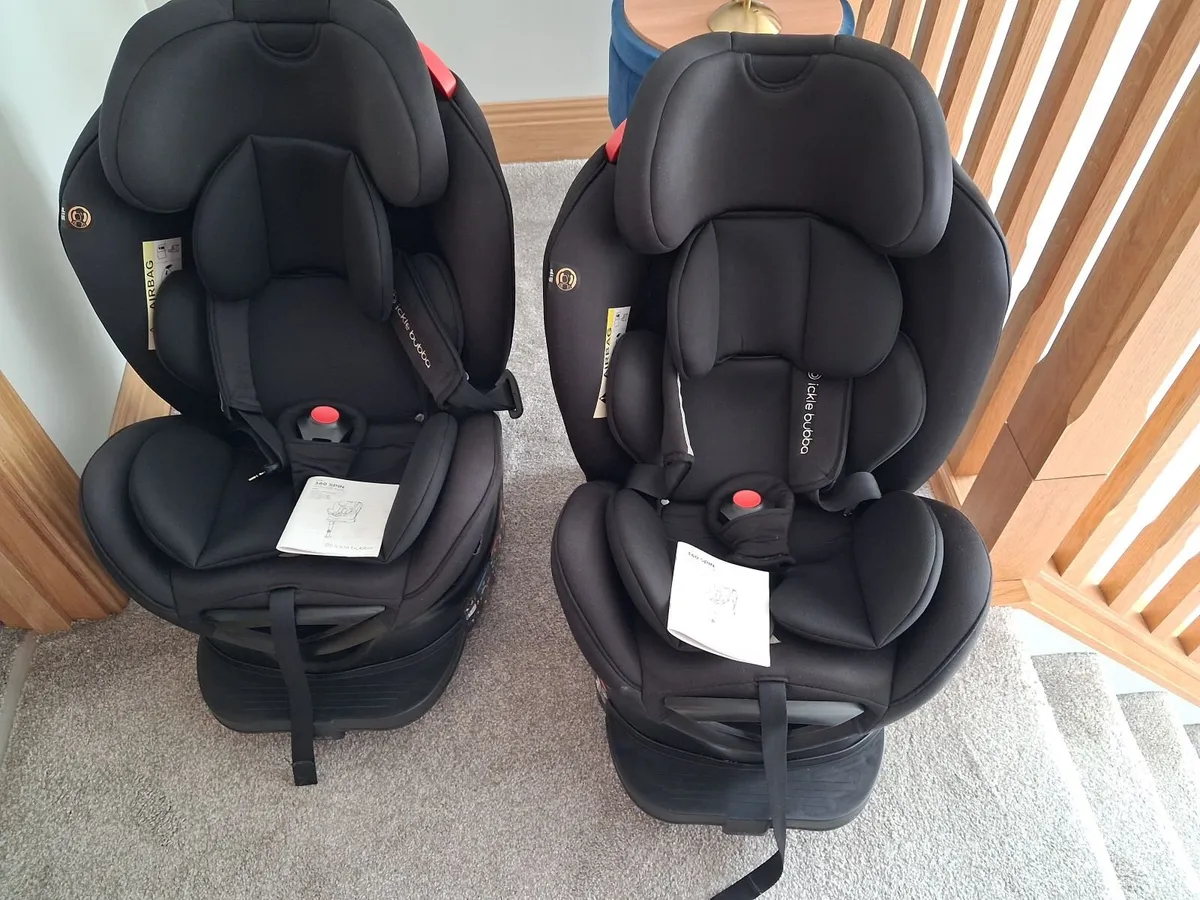 2 Car Seats for Sale - Image 1