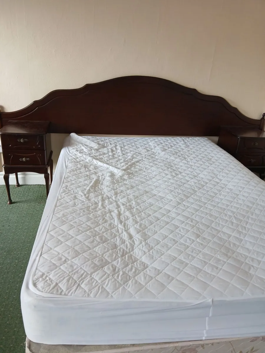 bedroom furniture - Image 1