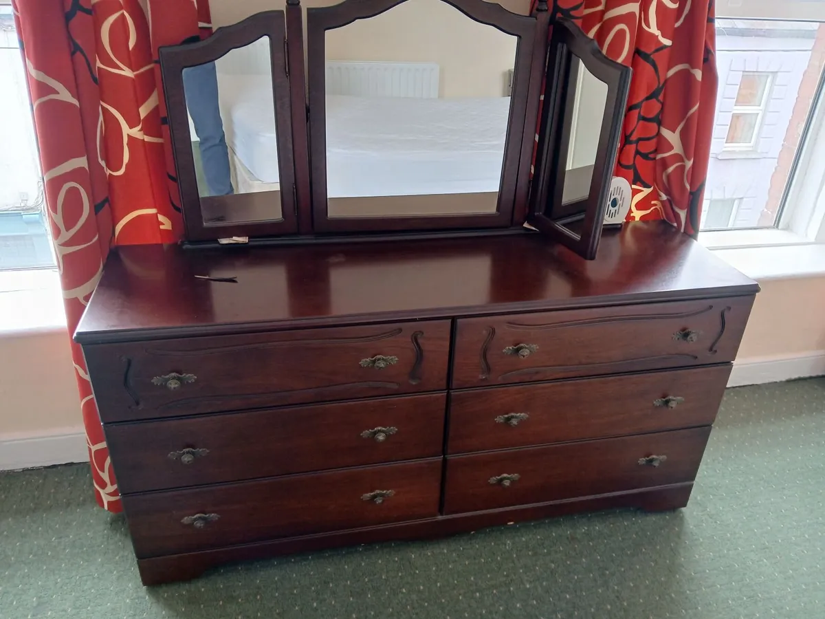 bedroom furniture - Image 3