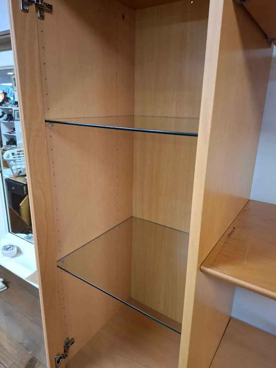 WOODEN WALL UNIT AND DISPLAY CABINET - Image 4