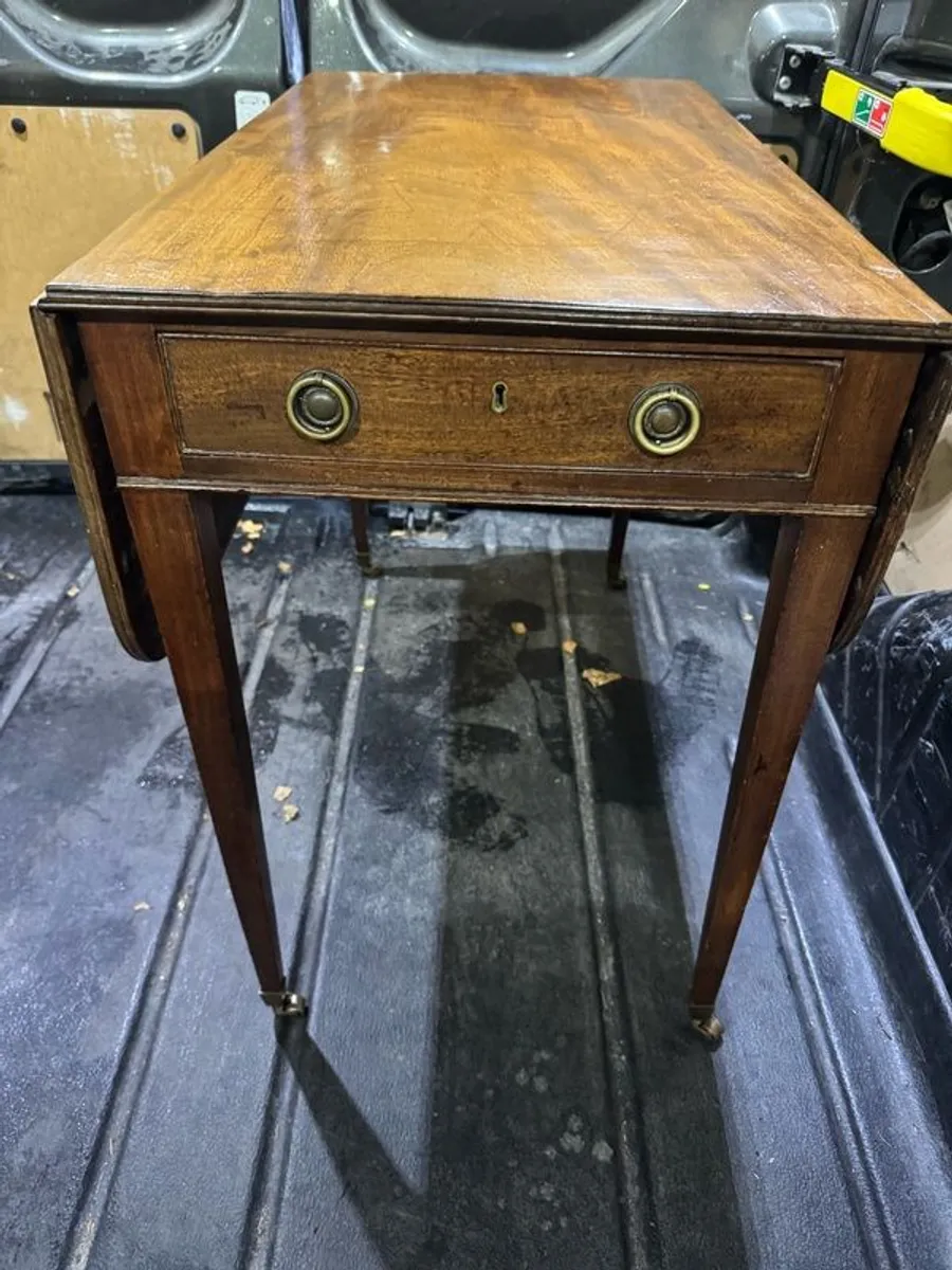 Antique George III Mahogany Pembroke Table (c. 1790) - Brass Castors - Image 1