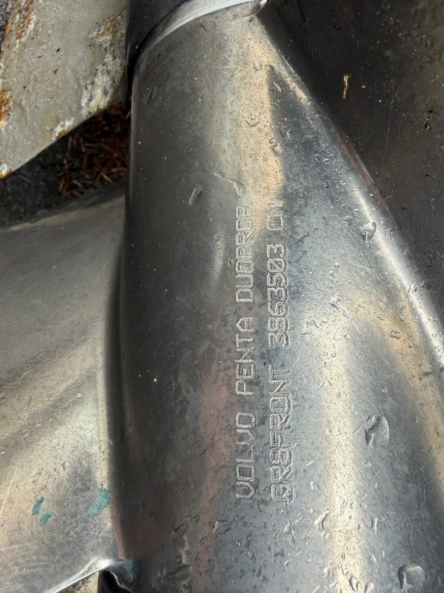 Volvo Penta DPR-C sterndrive & transom assembly - Image 3