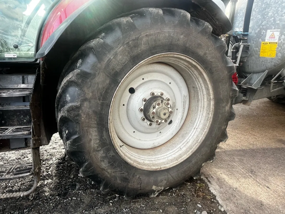 Michelin 710/65/42+600/65/30 - Image 2